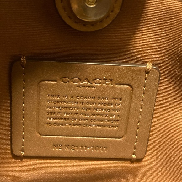 Coach 1011 Town Bucket chalk white pebbles Leather Shoulder Bag - Picture 11 of 11